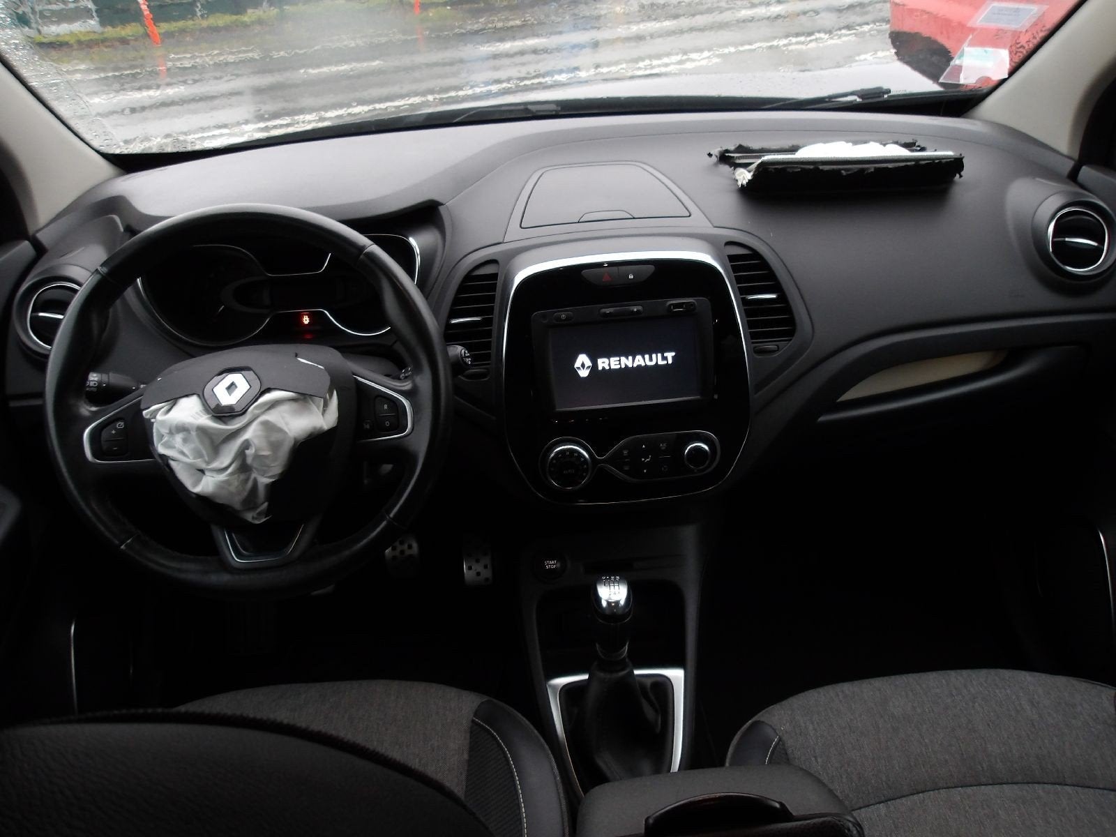 RENAULT CAPTUR  BENZINE 05/17, Autos, Argent ou Gris, Achat, Entreprise, Boîte manuelle