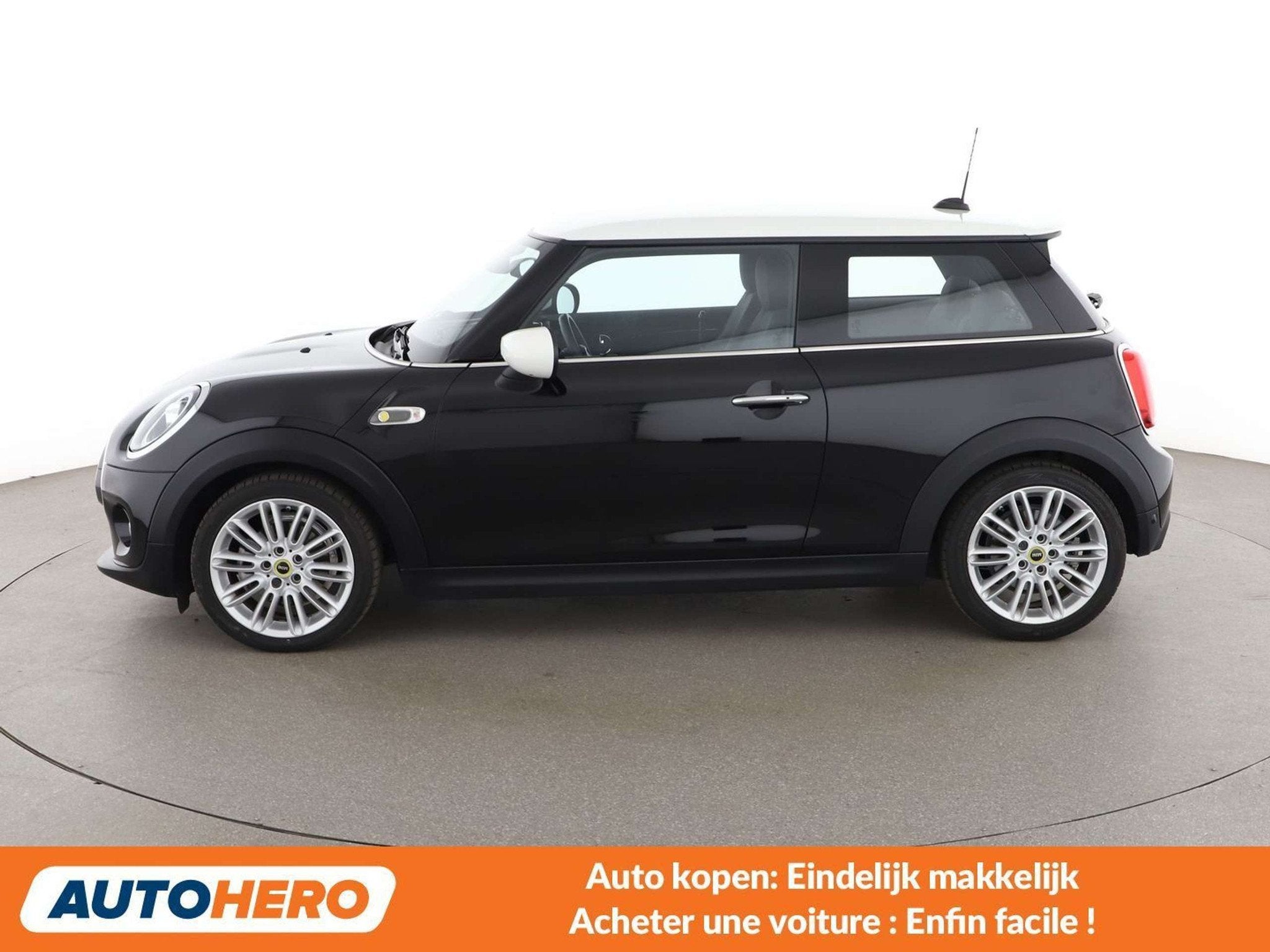 MINI Cooper SE Cooper SE Trim M (automatique), Achat, 1440 kg, 135 kW, Volant multifonction