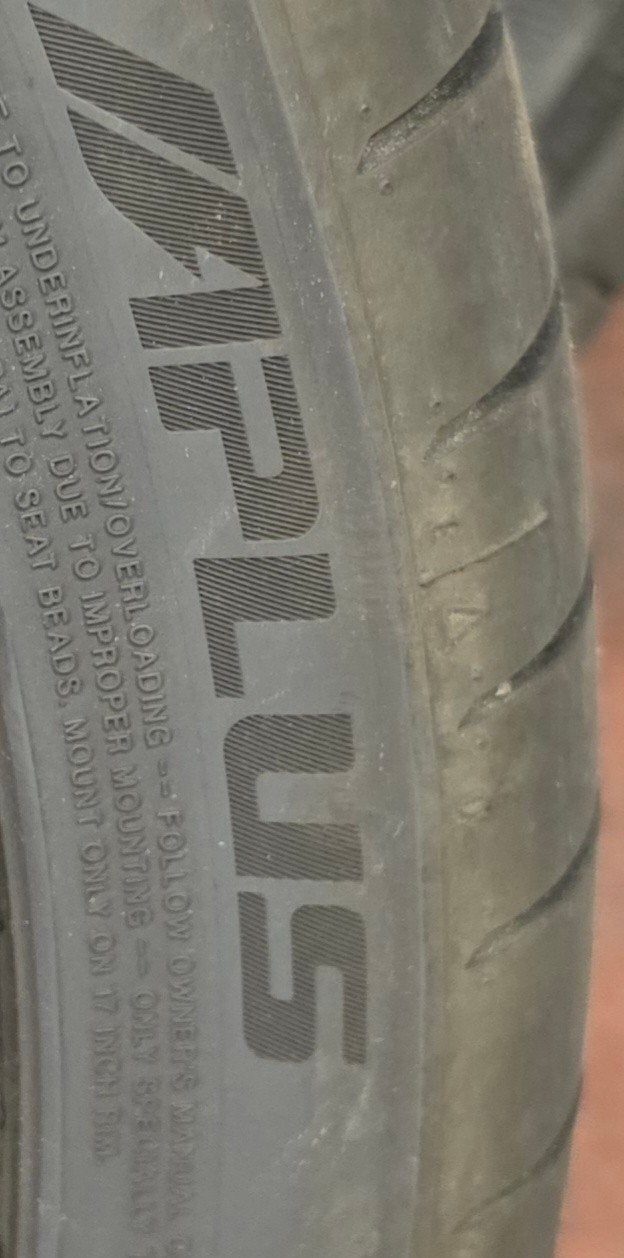 Pneus 205 40 17, Autos : Pièces & Accessoires, Pneus été, 205 mm, Enlèvement, Utilisé
