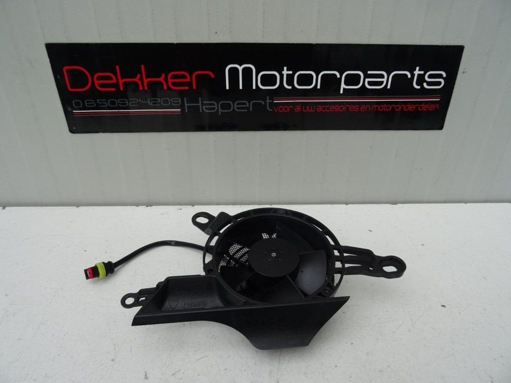 Linker Koelvin / Ventilator Ducati Diavel 1200 2011-2018, Motoren, -, -, Nieuw, Ophalen of Verzenden