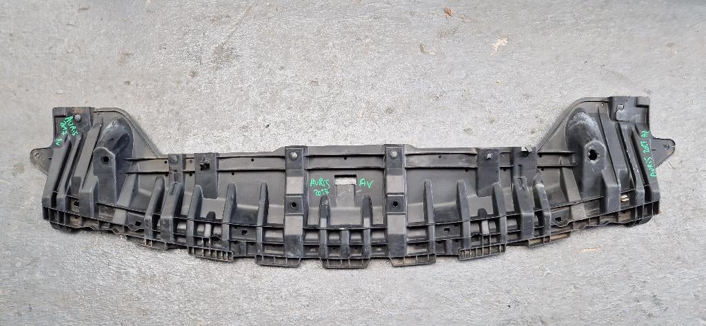 Deflecteur cache sous pare choc TOYOTA AURIS 2017 jupe, Autos : Pièces & Accessoires, Carrosserie & Tôlerie, Toyota, Avant, Enlèvement