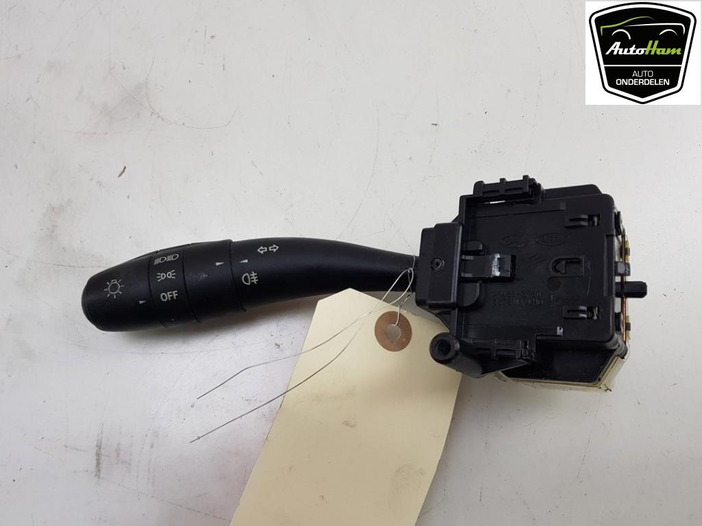 KNIPPERLICHTSCHAKELAAR Kia Cee'd Sporty Wagon (EDF), Gebruikt, Kia