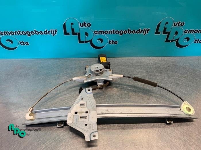 Mécanique vitre 4portes arrière gauche d'un Chevrolet Lace, -, 3 mois de garantie, Utilisé, -