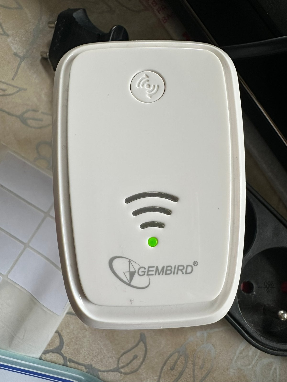 Gembird WiFi Repeater, Versterker (300 Mbps), Ophalen of Verzenden, Zo goed als nieuw