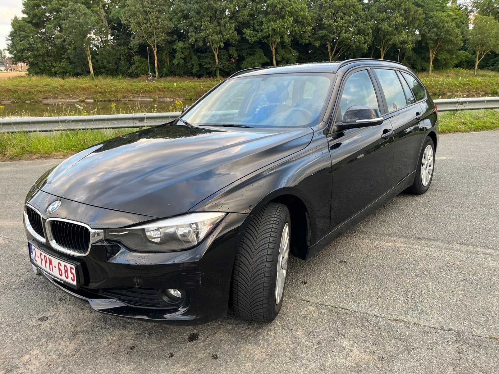BMW 316i F31, Benzine, Euro 6, Stationwagon, 212300 km, Auto's, Zwart, Break, Particulier, Euro 6