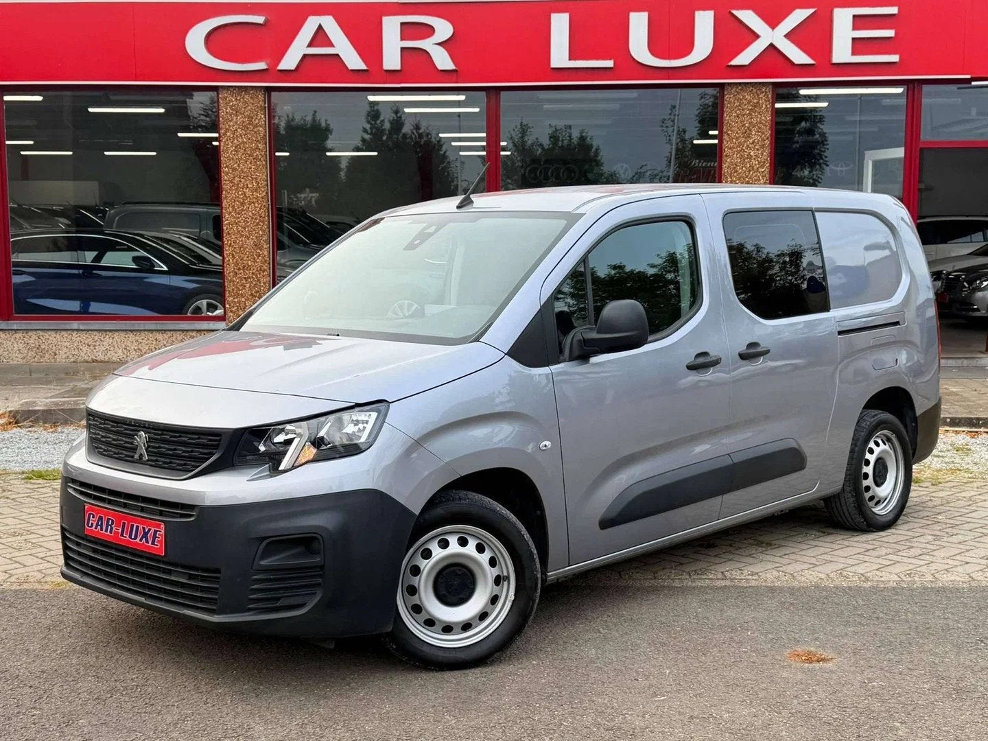 Peugeot Partner 1.5 HDI 102CV DOUBLE CABINE LONG TVAC, Autos, Achat, Ordinateur de bord, Entreprise, Boîte manuelle