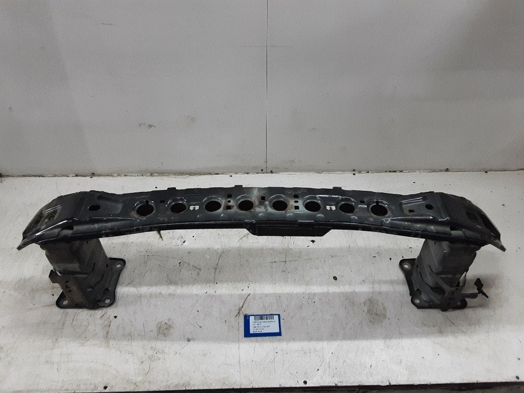 RENFORT PARE CHOC AVANT (TRAVERSE) Ford Kuga II (DM2), Mevr. I. Hauben, Rue de l'Espoir 34 34
4030  GRIVEGNÉE, BE, Info@Collignon.be