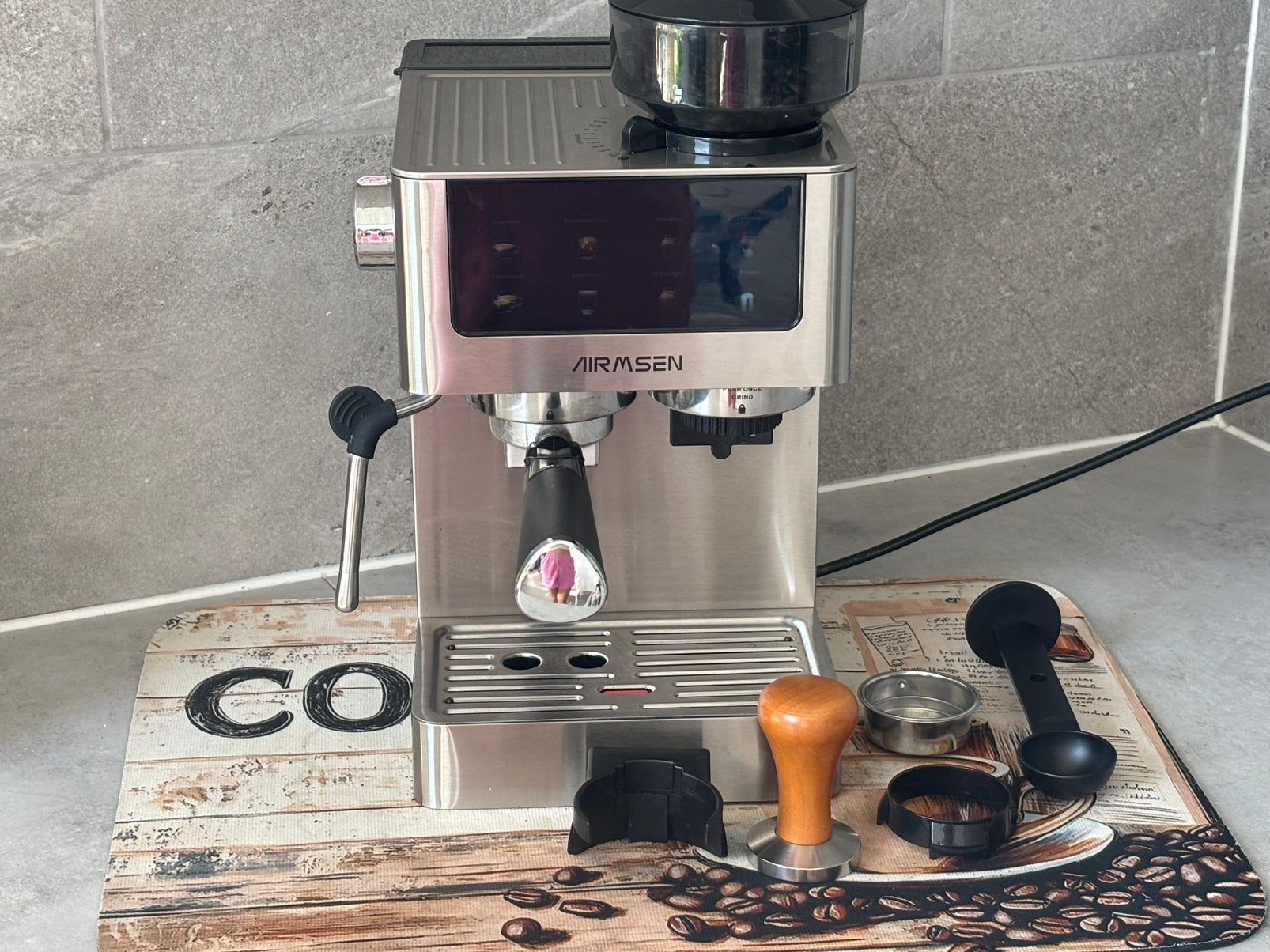 Machıne a cafe expresso aırmsen, Electroménager, Nespresso, Comme neuf, Enlèvement, Autres marques