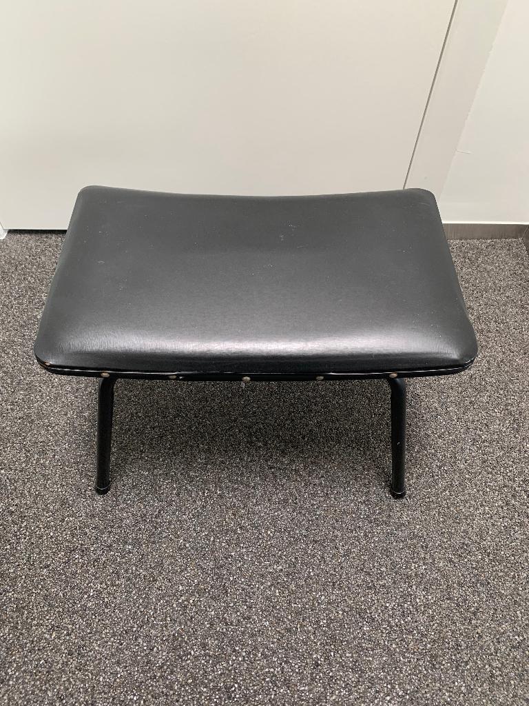 Voetenbankje vintage, Huis en Inrichting, Ophalen, Vintage, Minder dan 50 cm, Zo goed als nieuw