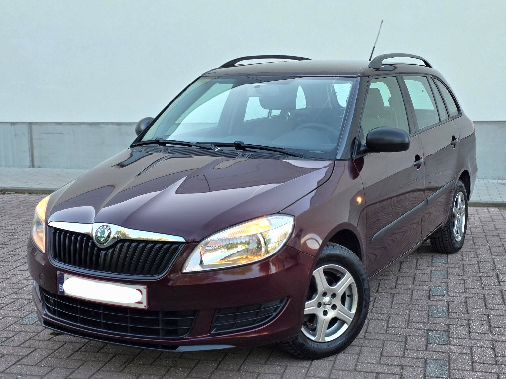 Skoda Fabia 1.2TDI avec Demande D'immatriculation OKK, Bluetooth, Euro 5, Achat, Boîte manuelle