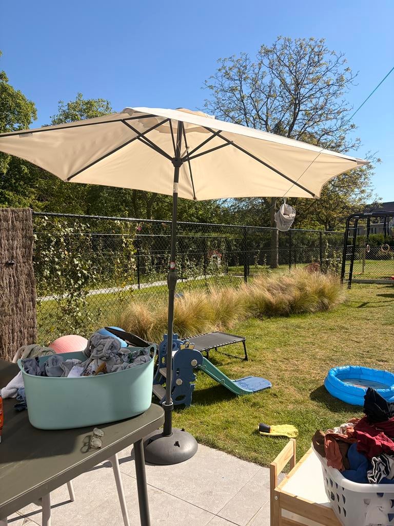 parasol met voet, Enlèvement, Comme neuf
