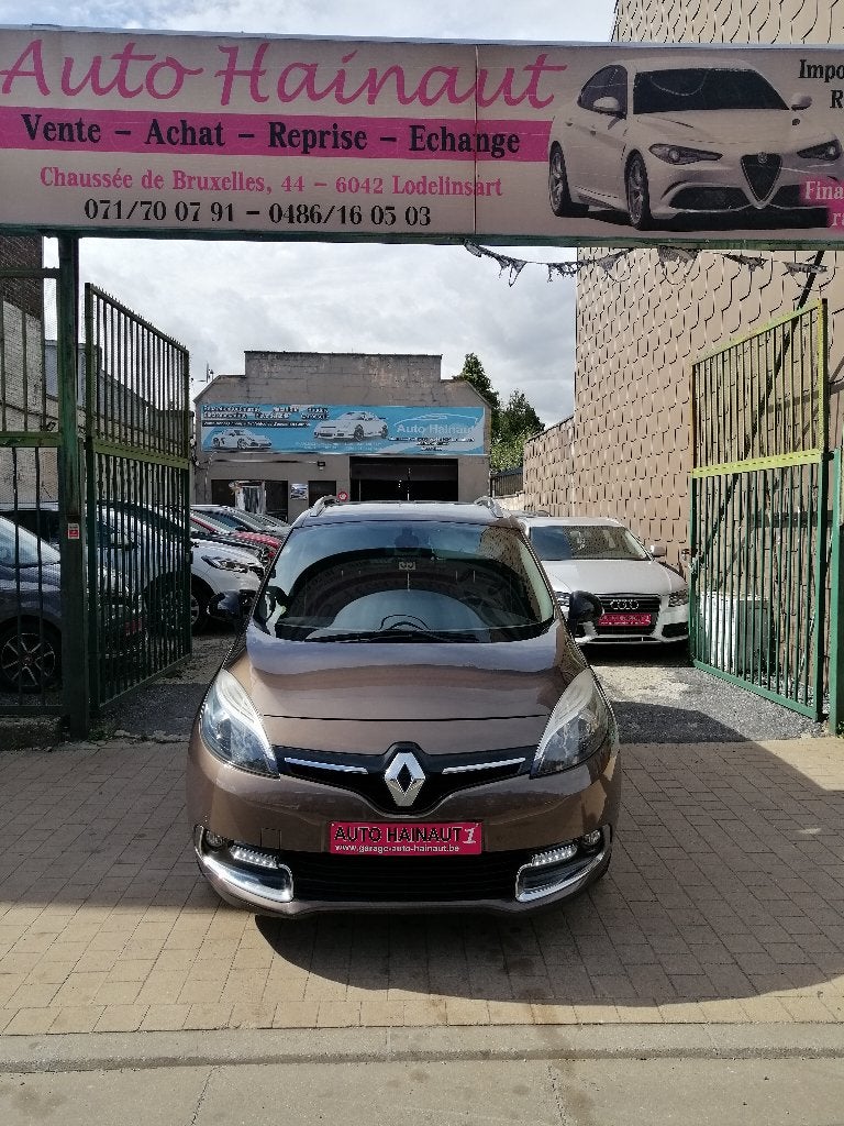 RENAULT GRAND SCENIC 1500CC DIESEL 2016 AUTOMATIQUE, Autos, Achat, Euro 6, Garantie prolongée, https://public.car-pass.be/vhr/ed153909-dc1d-4d3f-848f-f383f7d70e4c