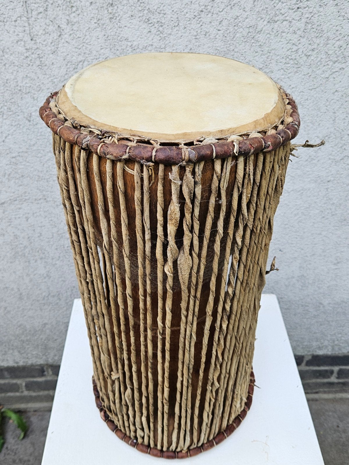 Tambour parlant africain, Musique & Instruments, Enlèvement
