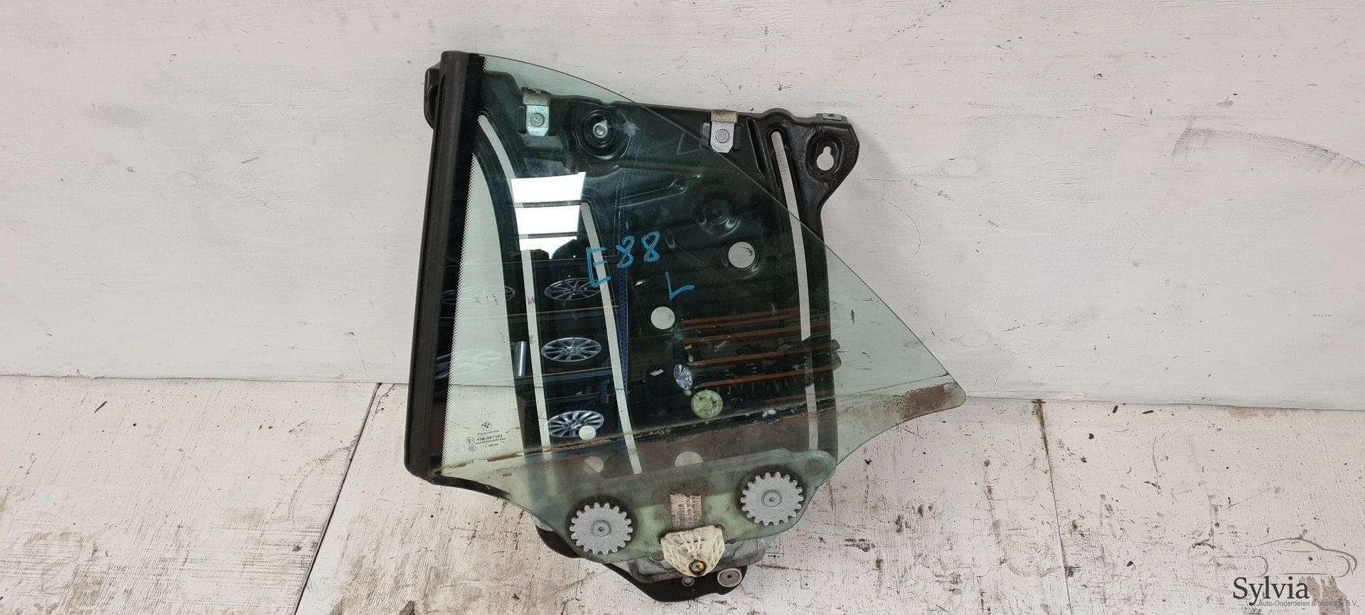 Raammechanisme links achter BMW 1 serie E88 7165593, -, Utilisé, -, -