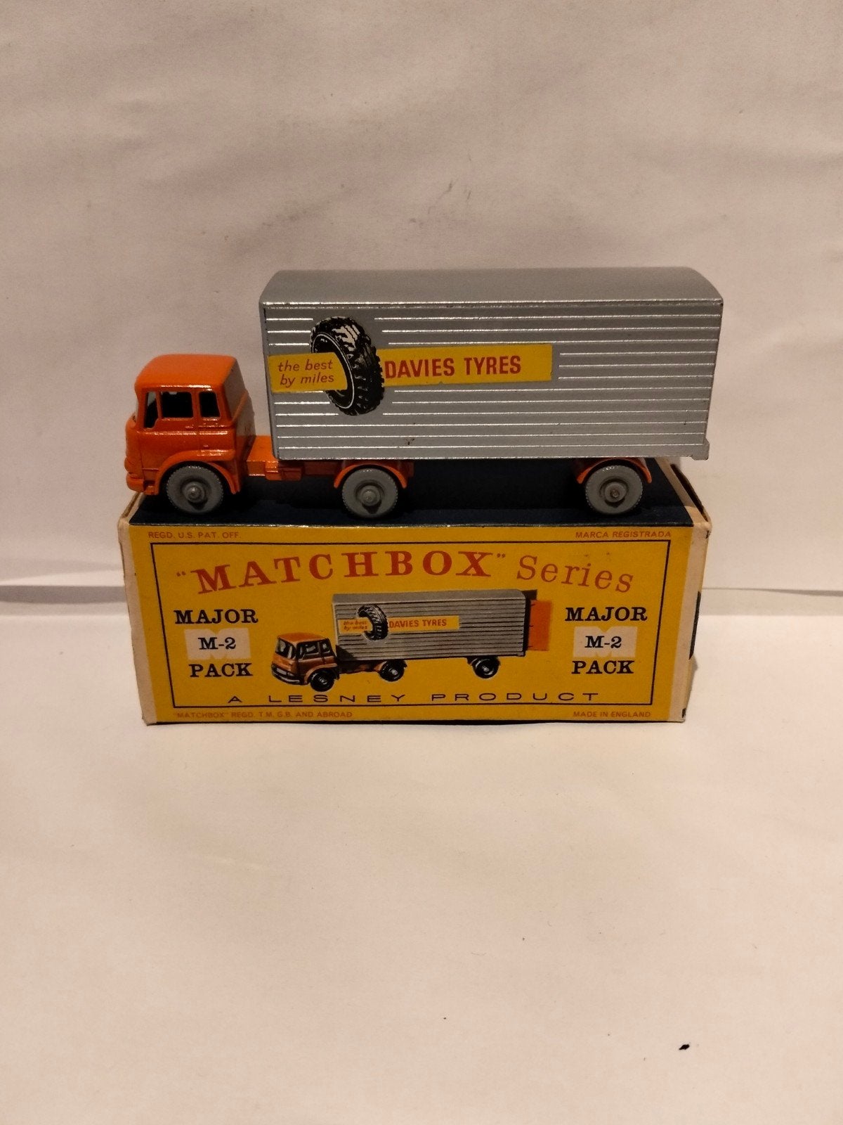 Camion à pneus articulés Matchbox MAJOR PACK in D-box NRM-2, Envoi, Matchbox