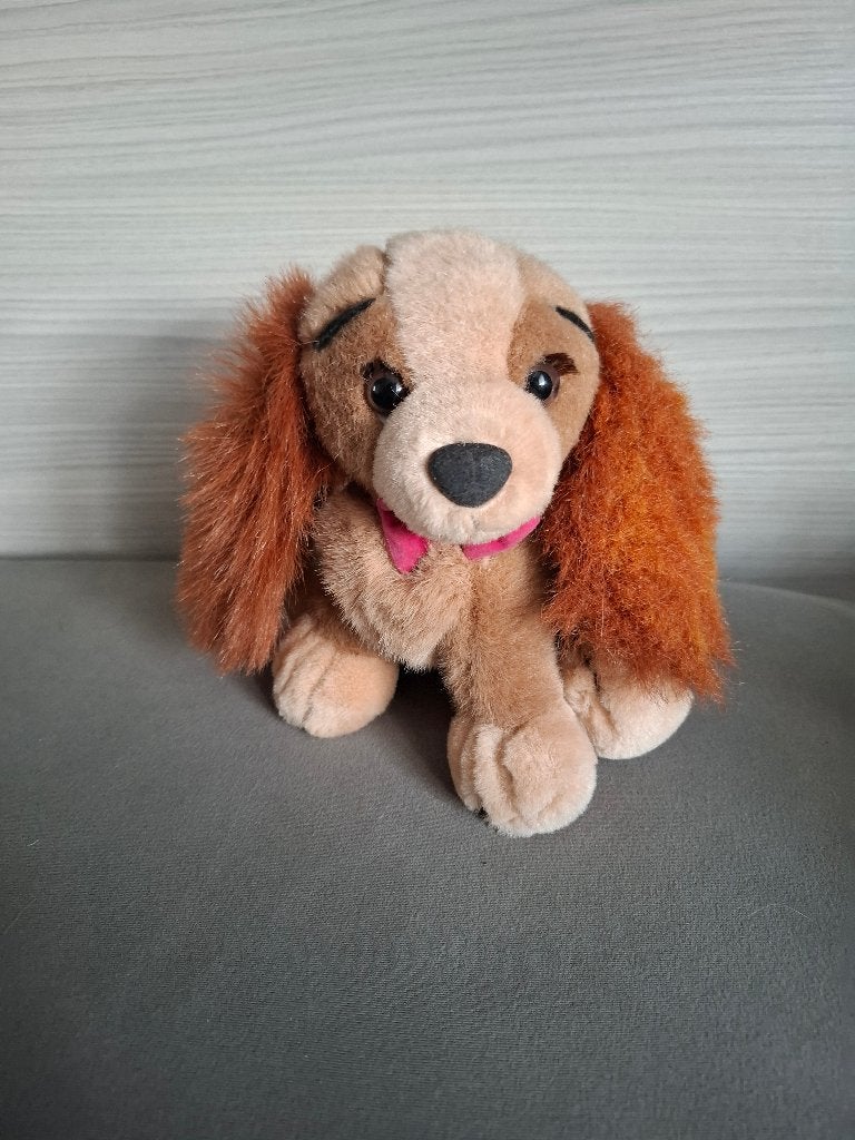 Knuffel disney kleine lady van lady and the vagebond, Verzamelen, Ophalen, Overige figuren, Zo goed als nieuw, Knuffel
