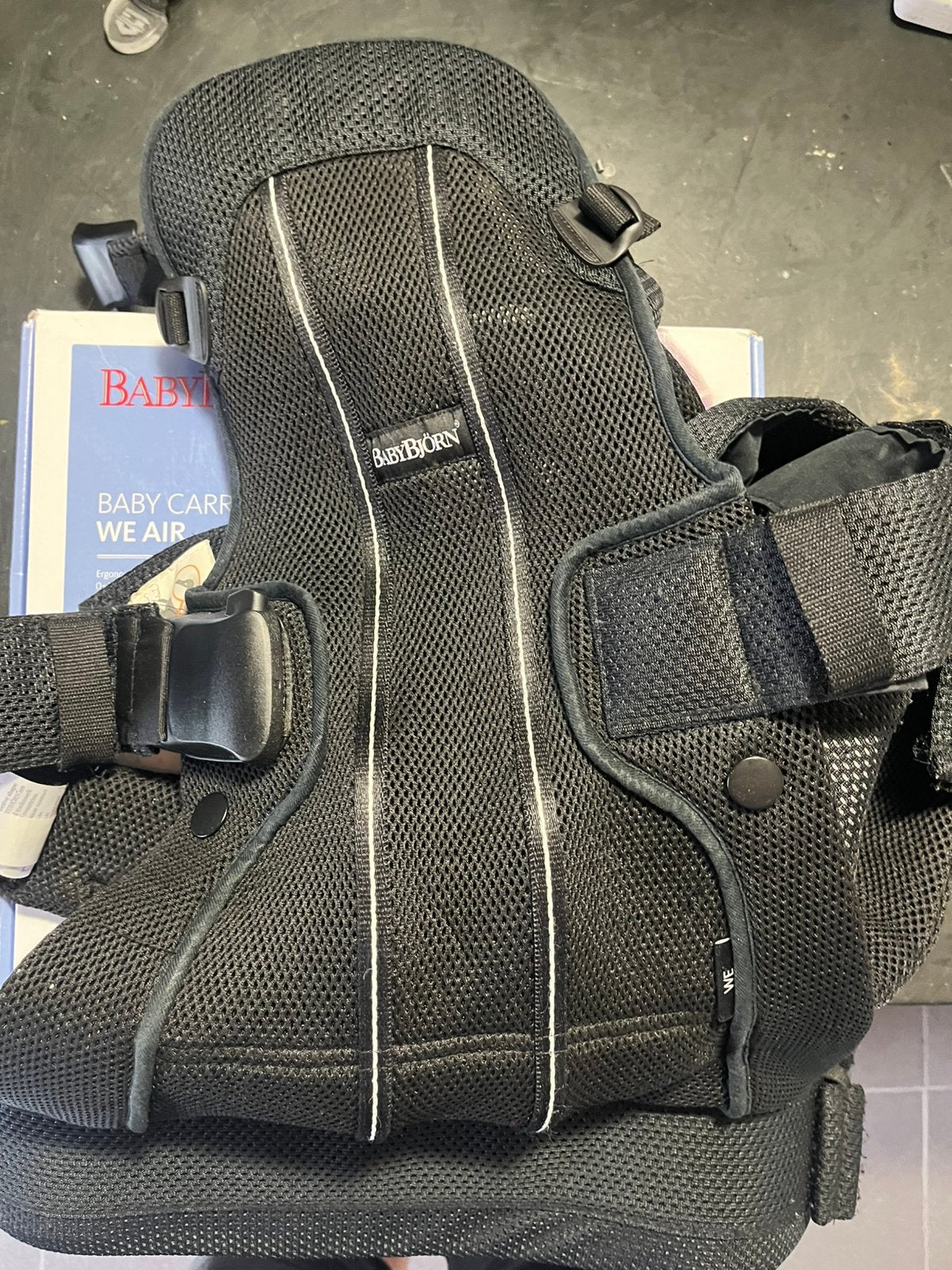 Babybjorn we air babycarrier, Kinderen en Baby's, Babydragers en Draagdoeken, Ophalen of Verzenden, Zo goed als nieuw, Draagzak