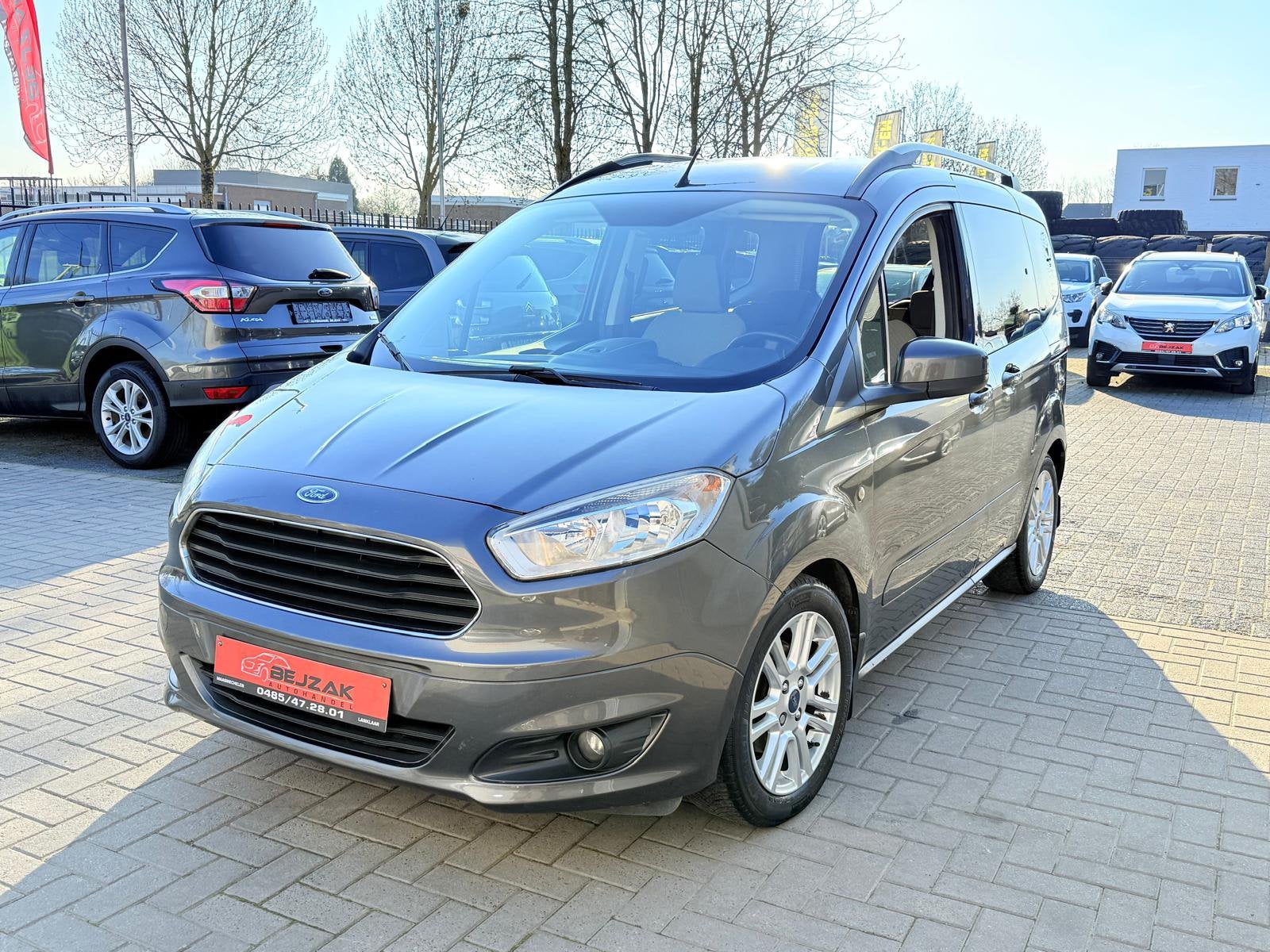 Ford tourneo courier 1.0i 133.000km 1j Garantie, Auto's, Ford, Euro 6, Bedrijf, Handgeschakeld, https://public.car-pass.be/vhr/2fe7bc8e-daff-4ca2-aa41-2dda225a7922