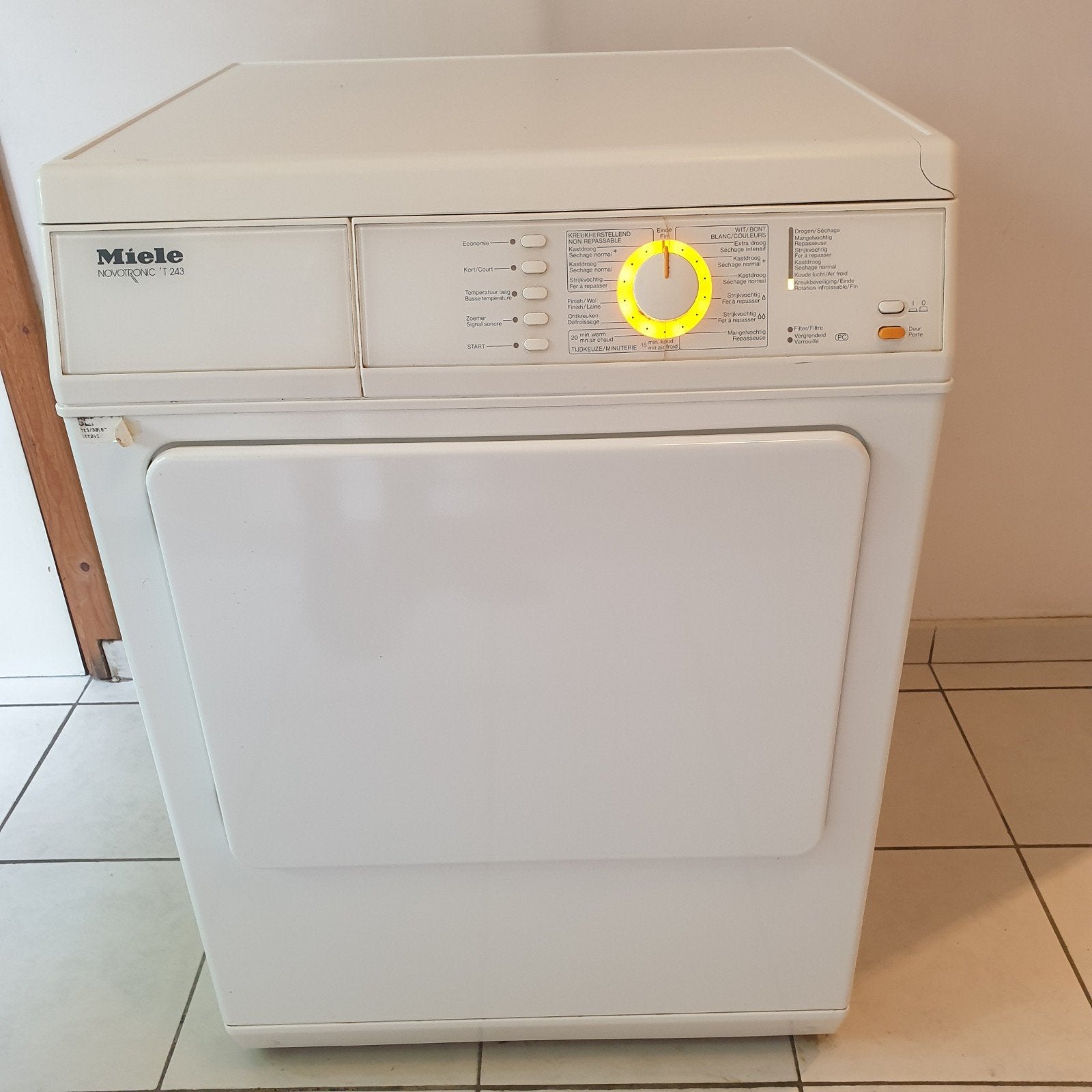 Miele droogkast T243, Ophalen