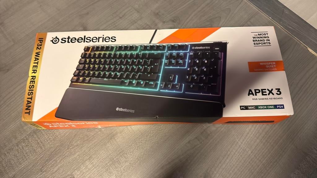 Steelseries toetsenbord, Computers en Software, Ophalen of Verzenden, Zo goed als nieuw, Gaming toetsenbord