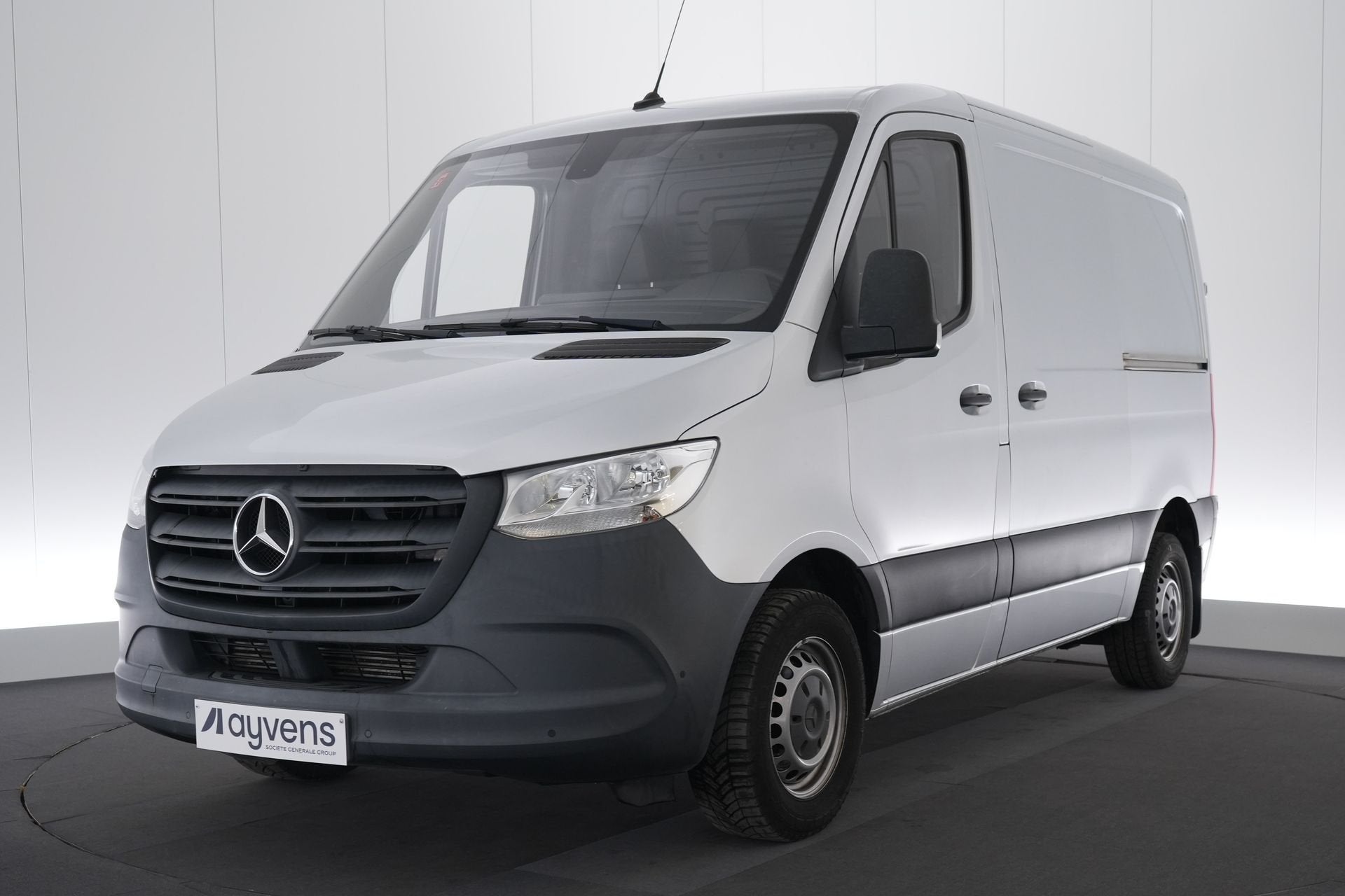 (1YLM331) MERCEDES-BENZ SPRINTER 300 FOU SWB DSL - 201, Voorwielaandrijving, Stof, Gebruikt, Euro 6