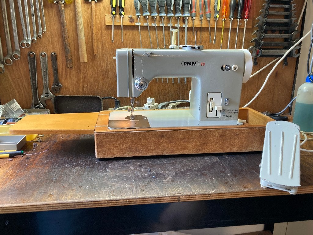 Pfaff 90 - Sterke naaimachine, Hobby & Loisirs créatifs, Machines à coudre & Accessoires, Utilisé, Machine à coudre, Pfaff, Industrie