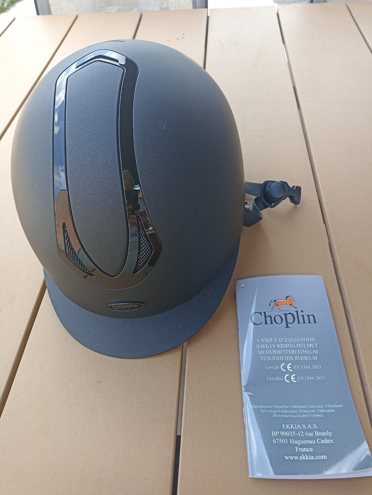 Rijhelm nieuw maat medium, Ophalen
