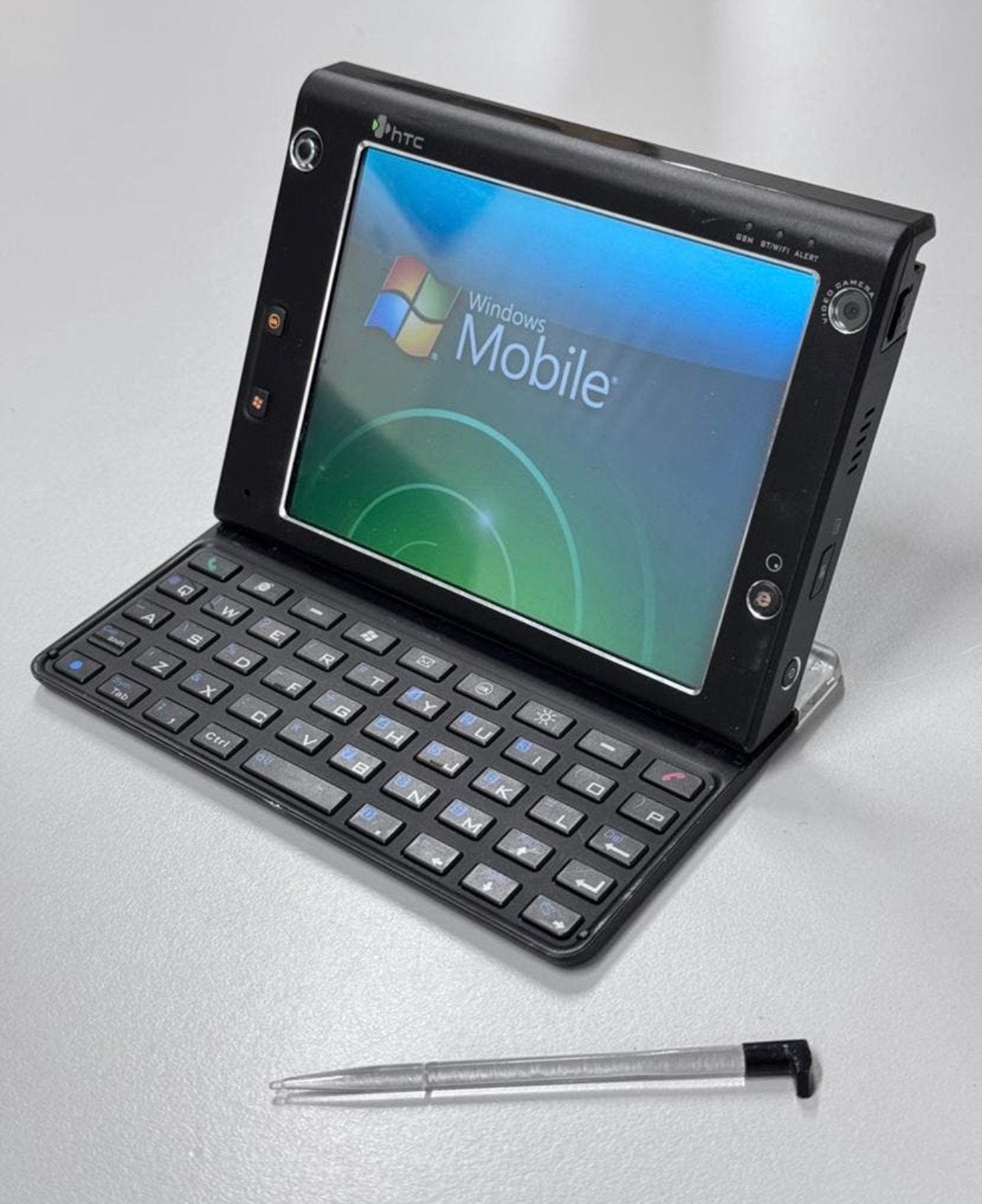 ZELDZAAM - HTC Advantage X7500 - Windows telefoon vintage, Telecommunicatie, Mobiele telefoons | HTC, HTC, Zwart, Fysiek toetsenbord