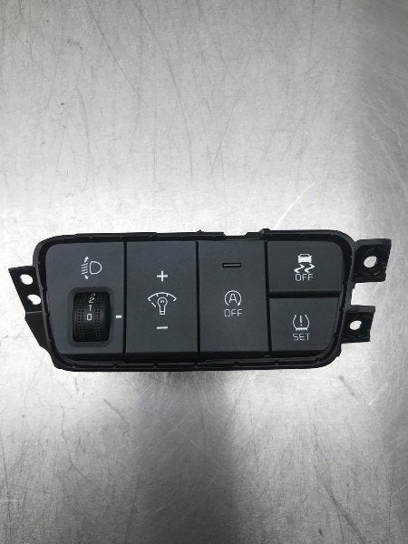 COMMUTATEUR DIVERS Kia Stonic (YB) (|84757H8AA0|), Kia, Info@kia.de, Utilisé, Theodor-Heuss-Allee 11
60486  Frankfurt am Main, DE