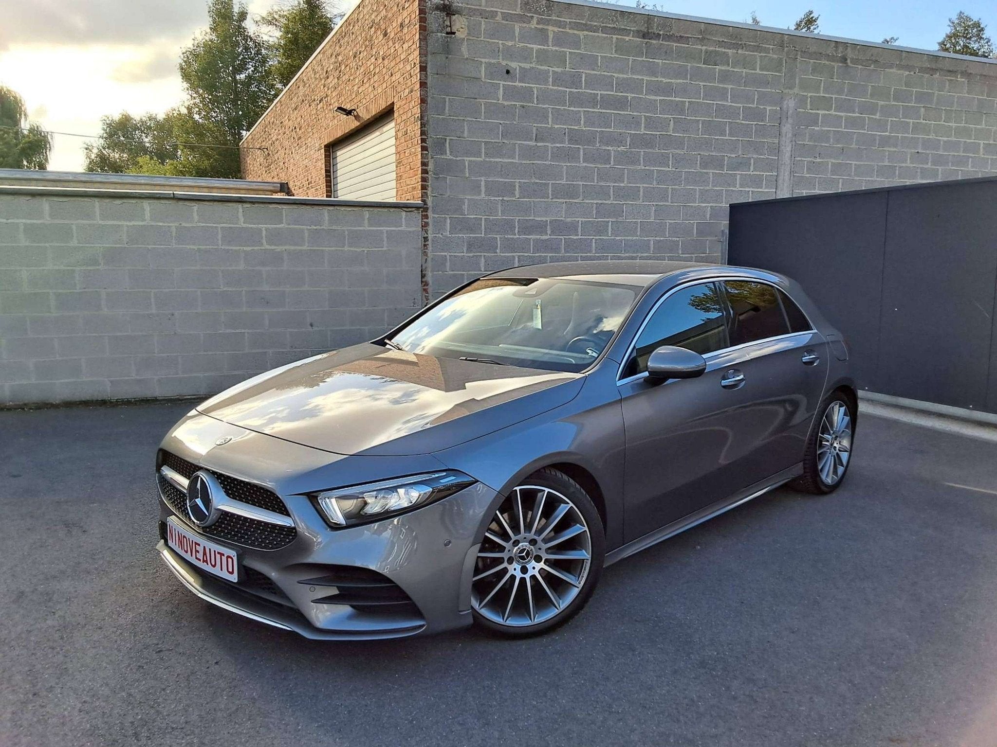Mercedes-Benz A-Klasse 200 AMG AUTOMAAT CARPLAY CAMERA 360, Auto's, Gebruikt, 4 cilinders, Bedrijf, 150 pk