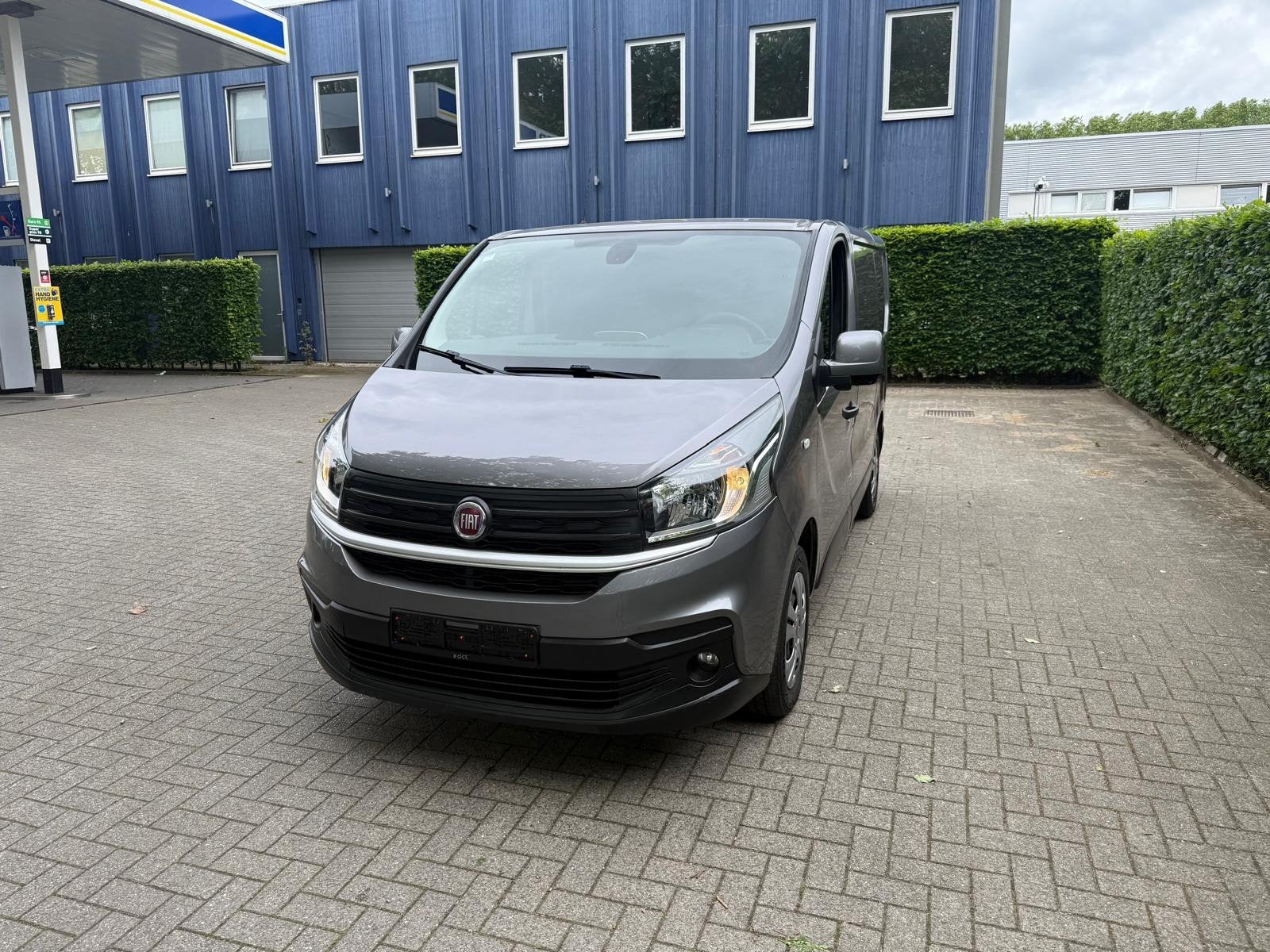 FIAT TALENTO 1.6 TDCI 2019 106 000 KM AC NAVI INSPECTION EUR, Autos, Camionnettes & Utilitaires, Argent ou Gris, Achat, 3 places