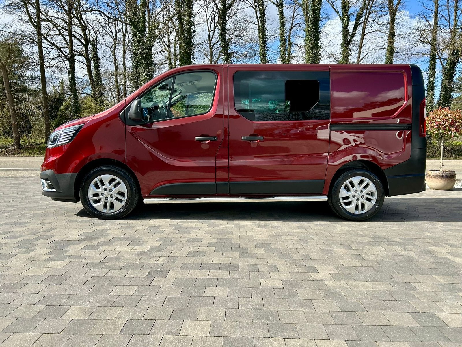 RENAULT TRAFIC | 2023 | 27.000 KM, Euro 6, Renault, Bedrijf, Diesel