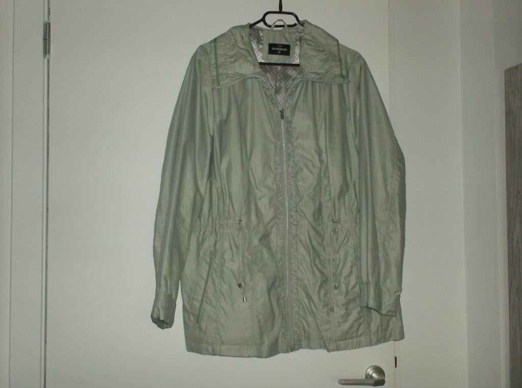 mooie jas maat 46, Maat 46/48 (XL) of groter, Ophalen of Verzenden, Zo goed als nieuw, C&A