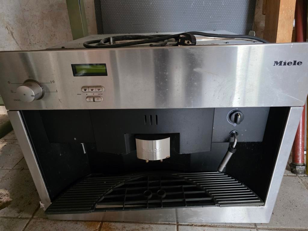 Machine à café encastrée Miele, Electroménager, Cafetières, Enlèvement