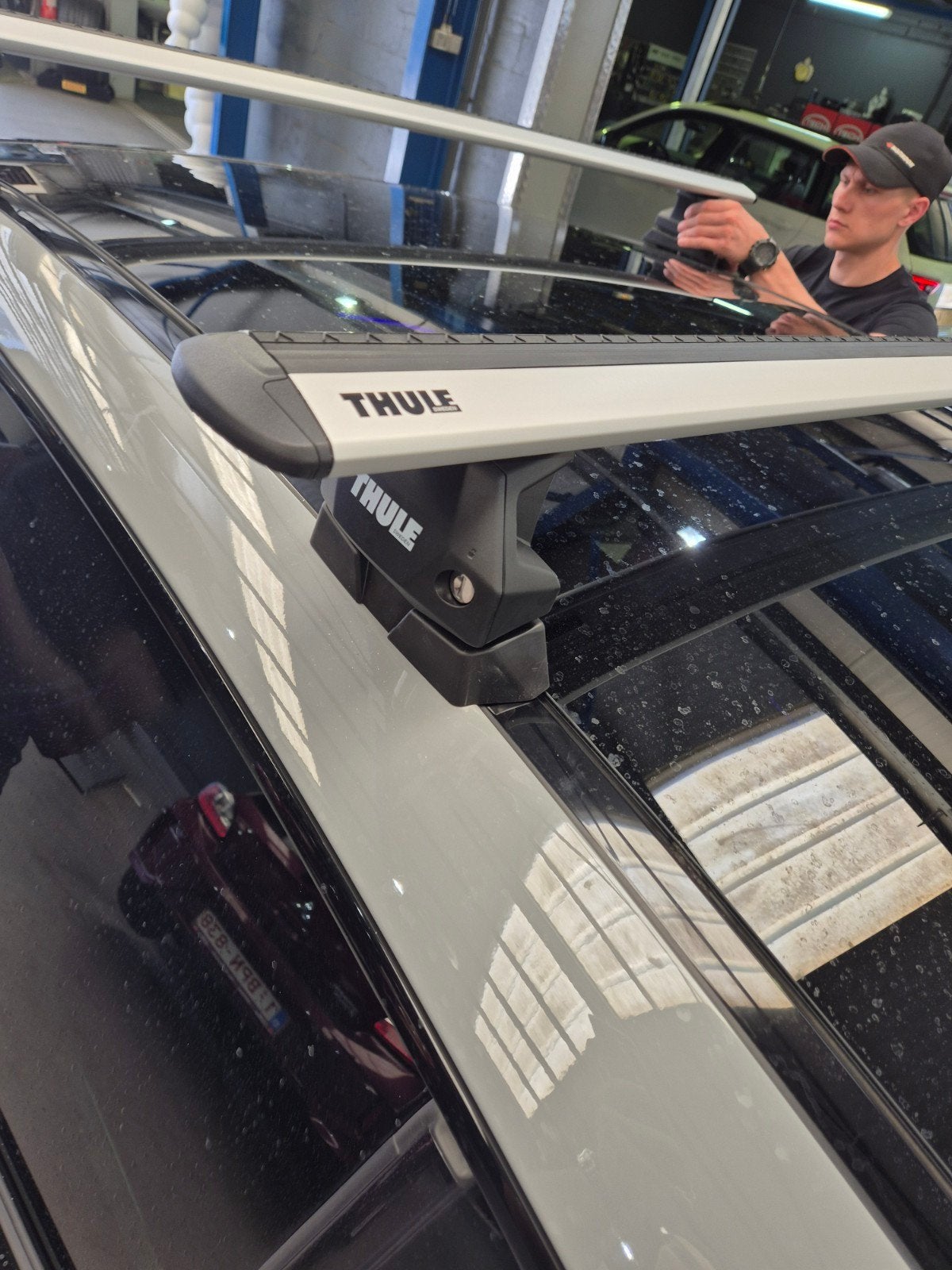 Barres de toit Thule WingBar Evo + pieds Evo Fixpoint 710700, Enlèvement, Comme neuf