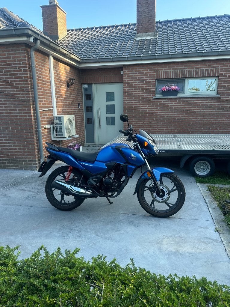HONDA CB125F - 4500 KM - 10/2024, Motos, Particulier, 1 cylindre, 125 cm³, Jusqu'à 11 kW
