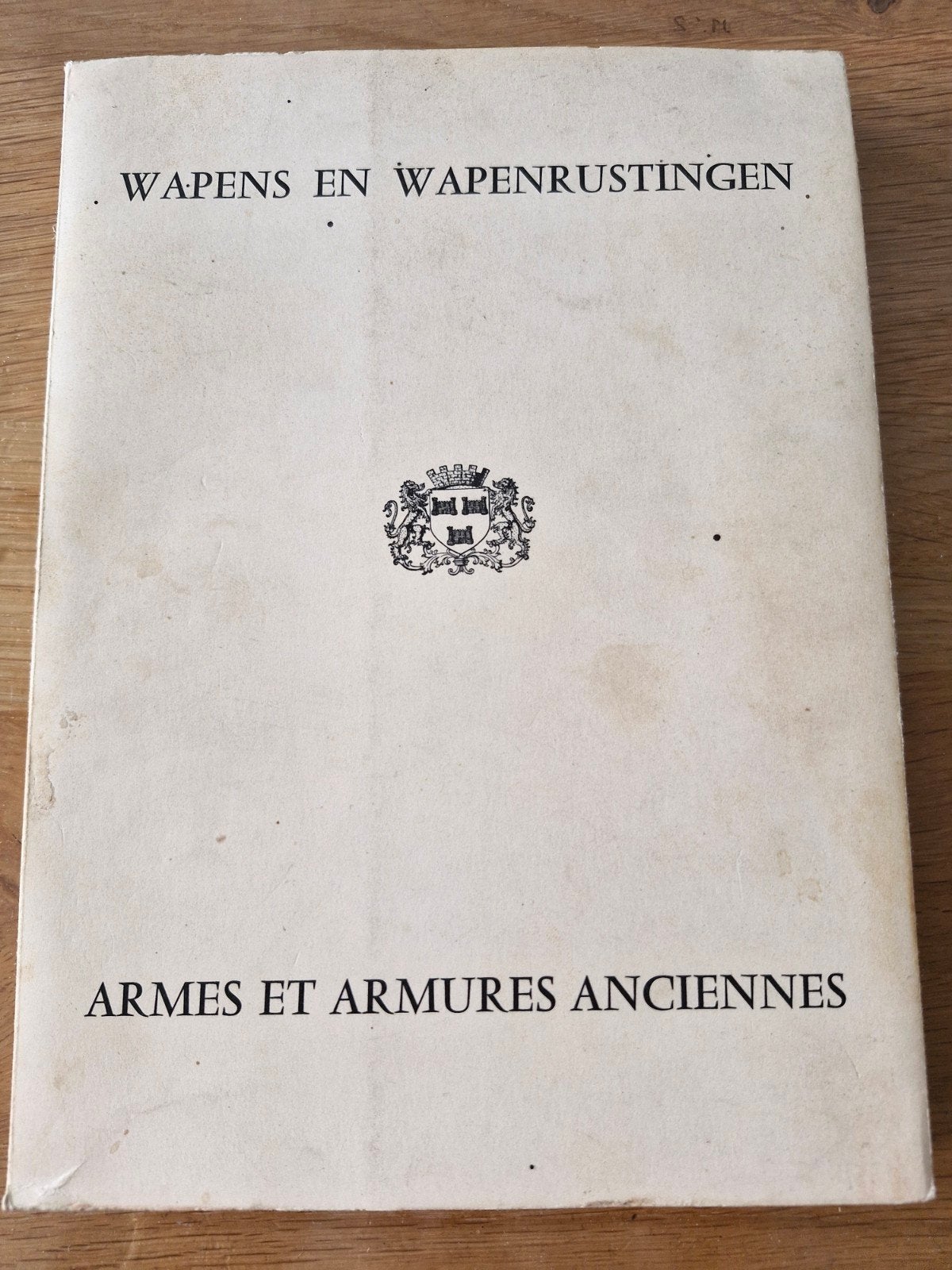 Boek wapens en wapenuitrustingen, Boeken, Techniek, Ophalen of Verzenden