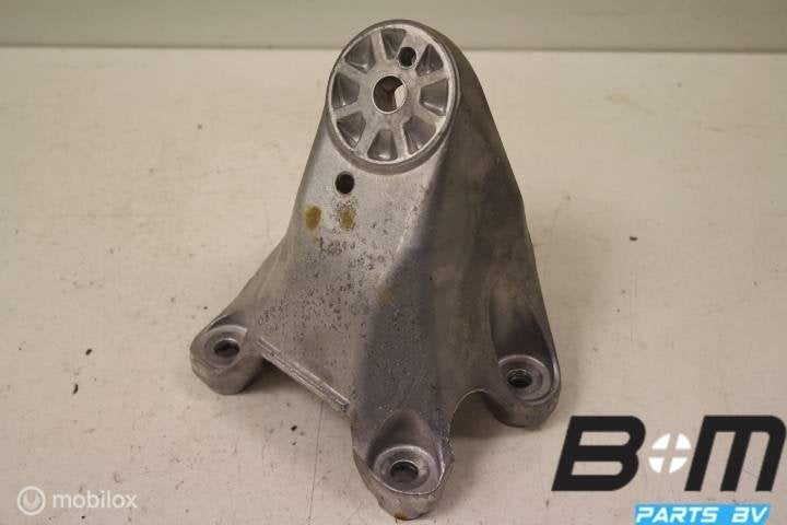 Steun links motor VW Touareg 7P 3.0 TDI 7L8199307K, Utilisé
