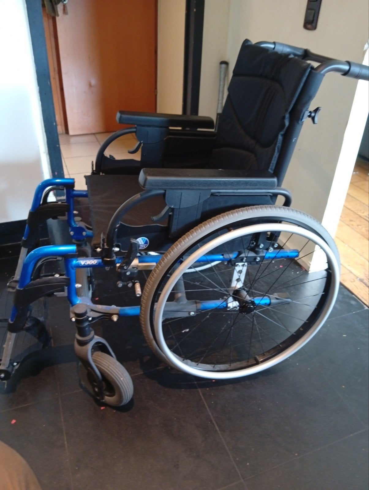 v300 deluxe rolstoel vermeiren., Diversen, Ophalen, Inklapbaar, Zo goed als nieuw, Duwrolstoel