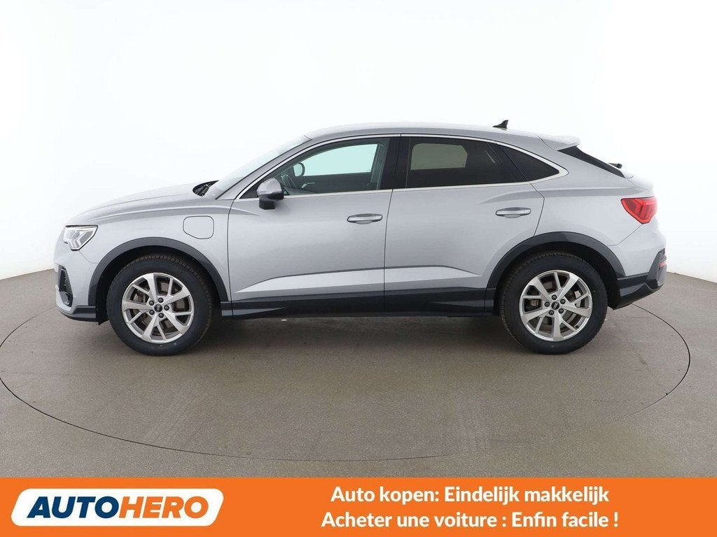 Audi Q3 45 TFSIe (bj 2021, automaat), Auto's, 245 pk, Stof, Gebruikt, Euro 6
