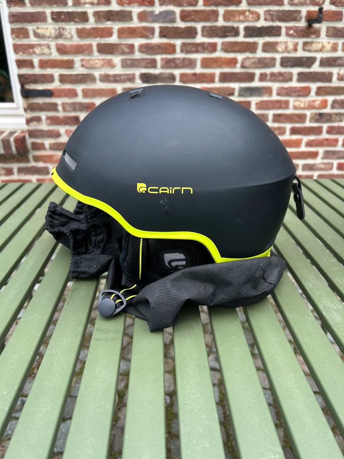 Snowboardhelm Cairn - maat L (59-61 cm), Sport en Fitness, Snowboarden, Ophalen, Zo goed als nieuw