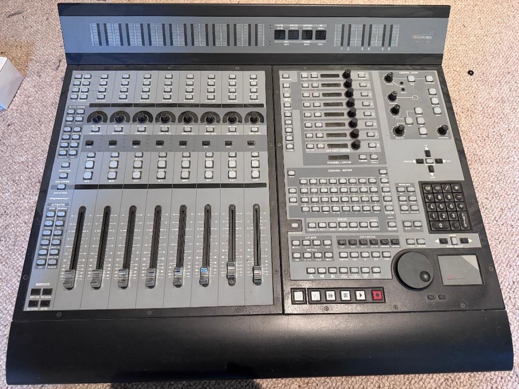 Avid Digidesign Pro Control, Enlèvement, Utilisé
