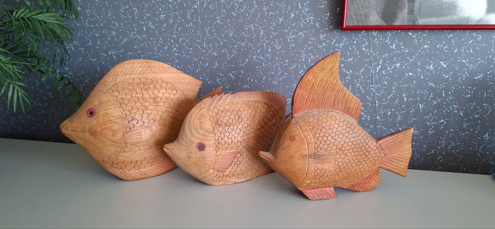 Poissons en bois, Ophalen