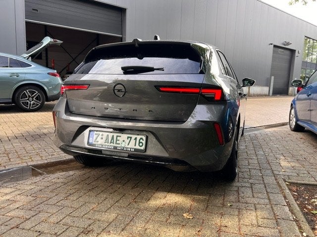 Opel Astra GS 1200 AUTOMATIQUE Mod 25 5 portes 17500Km, Autos, Opel, Phares entièrement LED, Entreprise, Autres couleurs, Noir