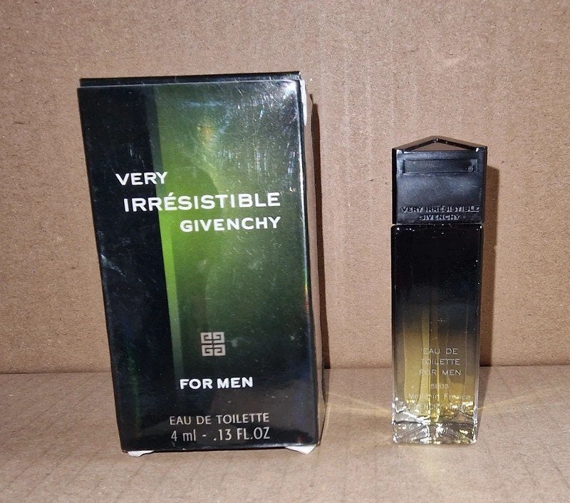 Miniature de parfum Very irrésistible Givenchy homme EDT, Envoi, Comme neuf