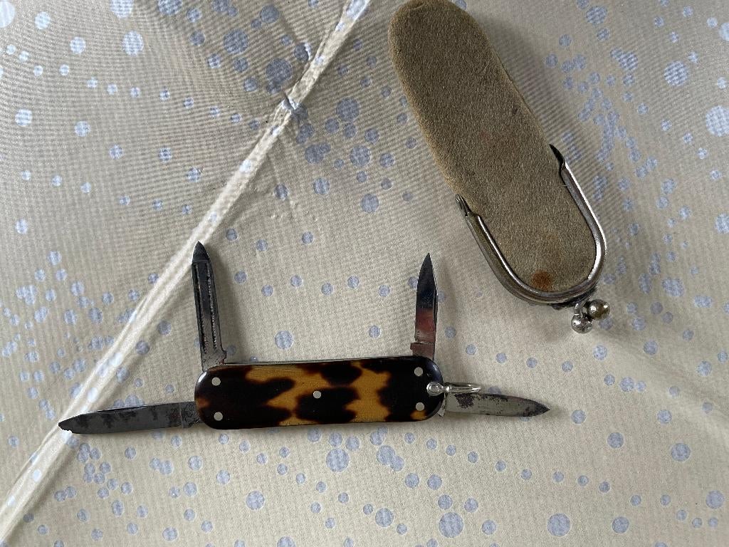 ancien petit couteau Leclercq Mons 1940-50, Collections, Enlèvement ou Envoi, Utilisé
