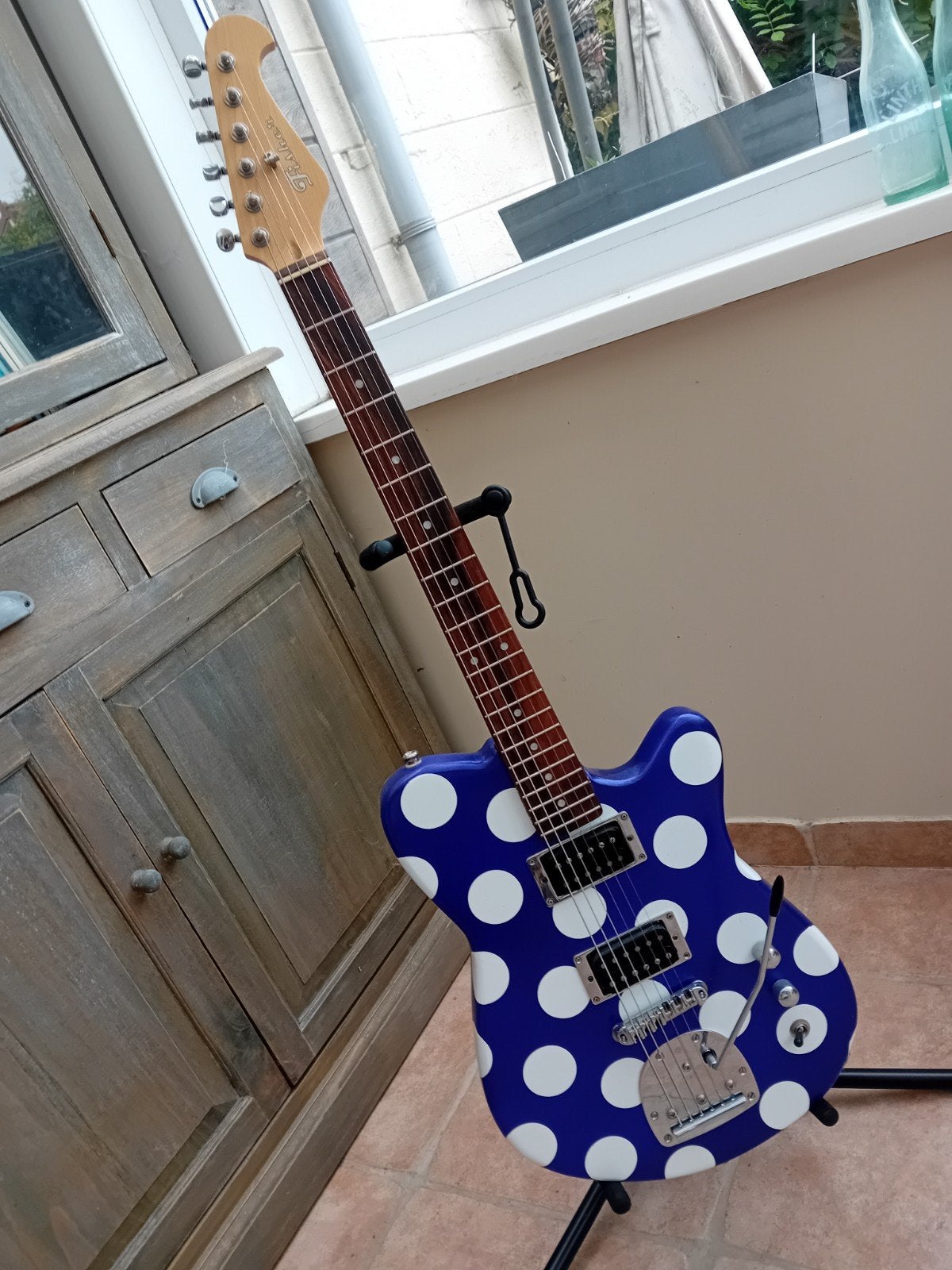 Fisher Saturn V (Epiphone humbuckers), Muziek en Instrumenten, Ophalen, Zo goed als nieuw, Semi-solid body, Epiphone