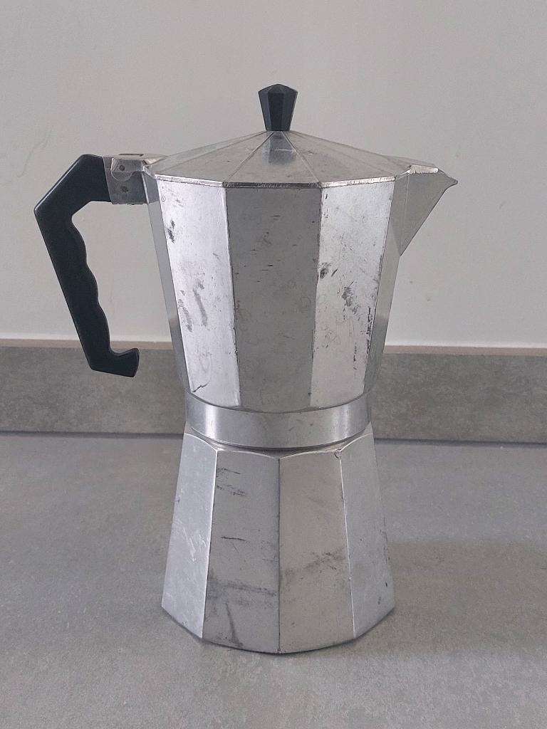 Cafetière italienne Percolator Bialetti, Café moulu, Machine à espresso, Réservoir d'eau amovible, Utilisé