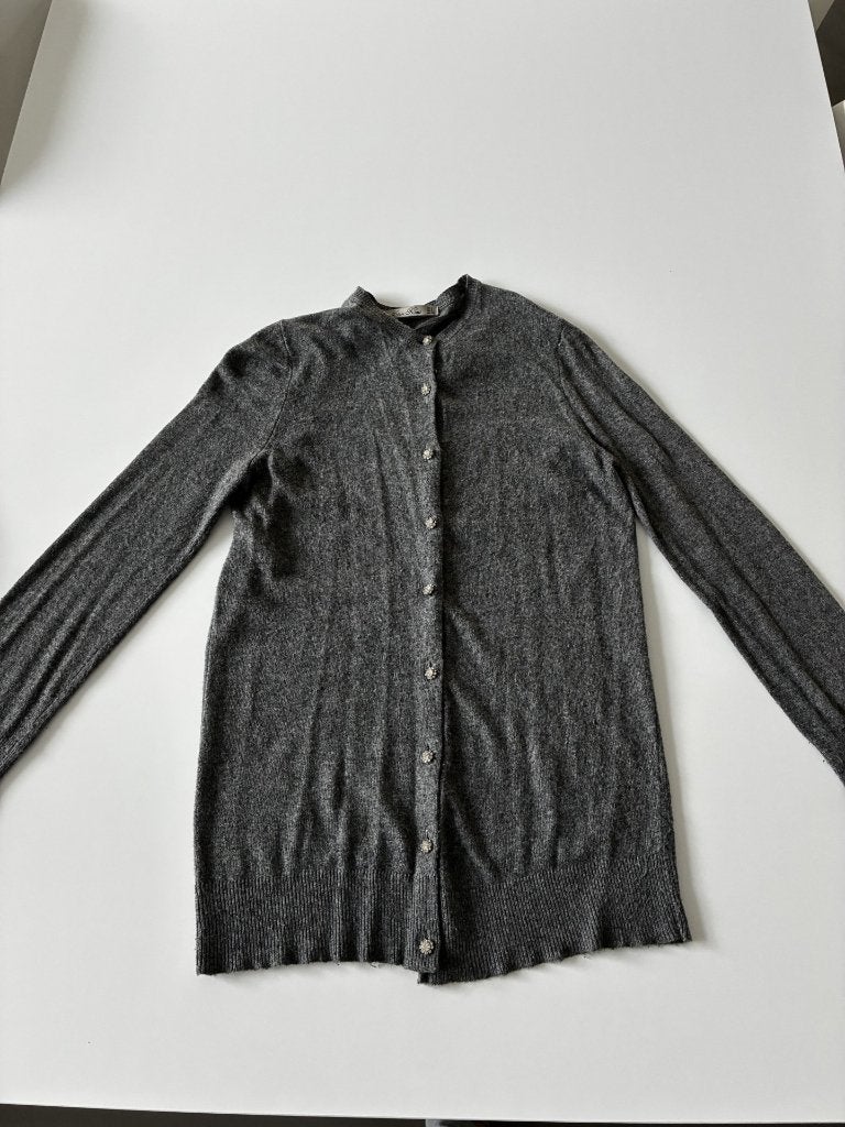 Gilet gris avec de beaux boutons argentés marque Zara S, Gris, Enlèvement ou Envoi, Comme neuf, Zara