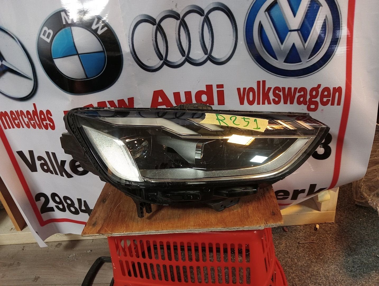 Audi A4 8W Facelift Koplamp VOLLED Rechts 8W0941034D, Gebruikt, -, -, -
